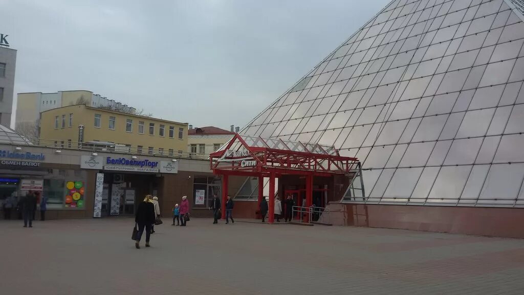 Марко сити ул ленина 26а витебск фото В сентябре в Несвижском замке прошел модный показ Дома моды Papilio с новой колл