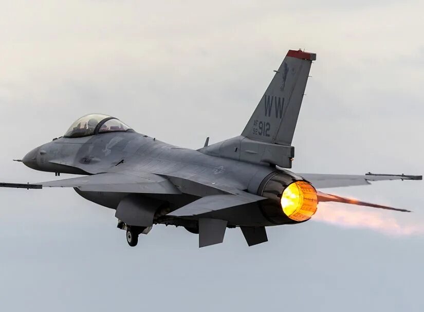 Wsj f 16