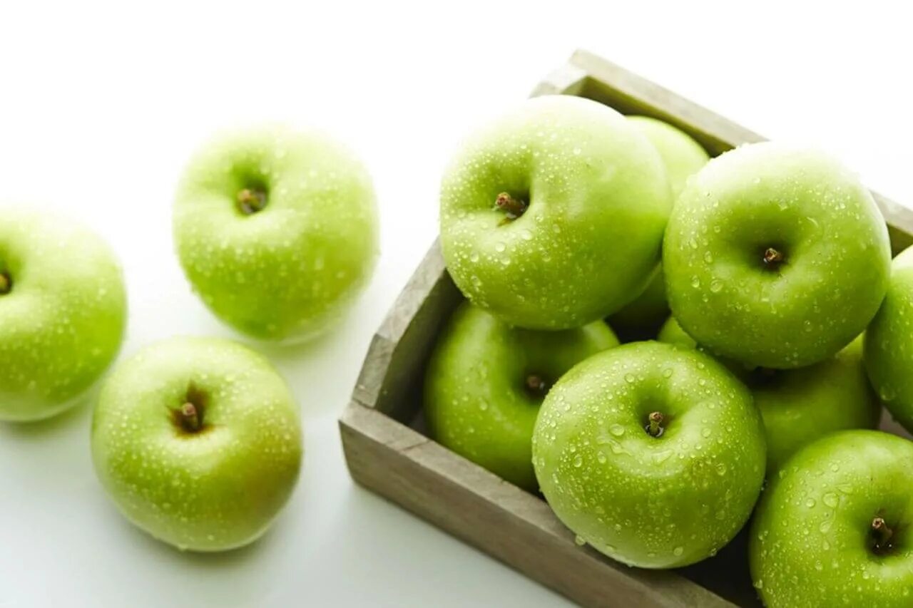 Яблоки грин грин. Красивое зеленое яблоко. Яблоко сверху. Яблоки грин грин. Цвет зеленое яблоко.