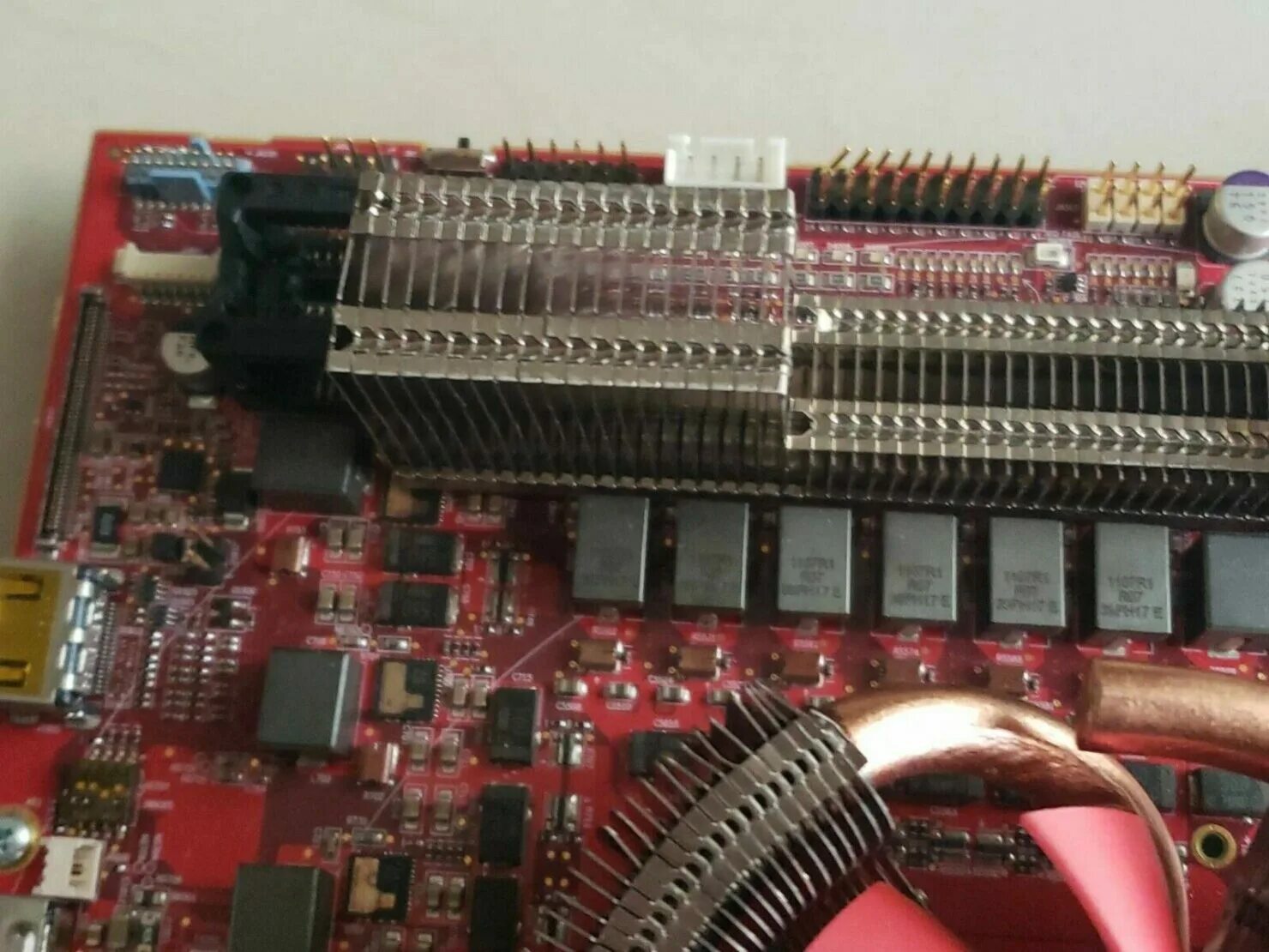 Amd engineering. Amd engineering. Amd engineering. Amd firepro w7000. Видеокарты radeon 2011.