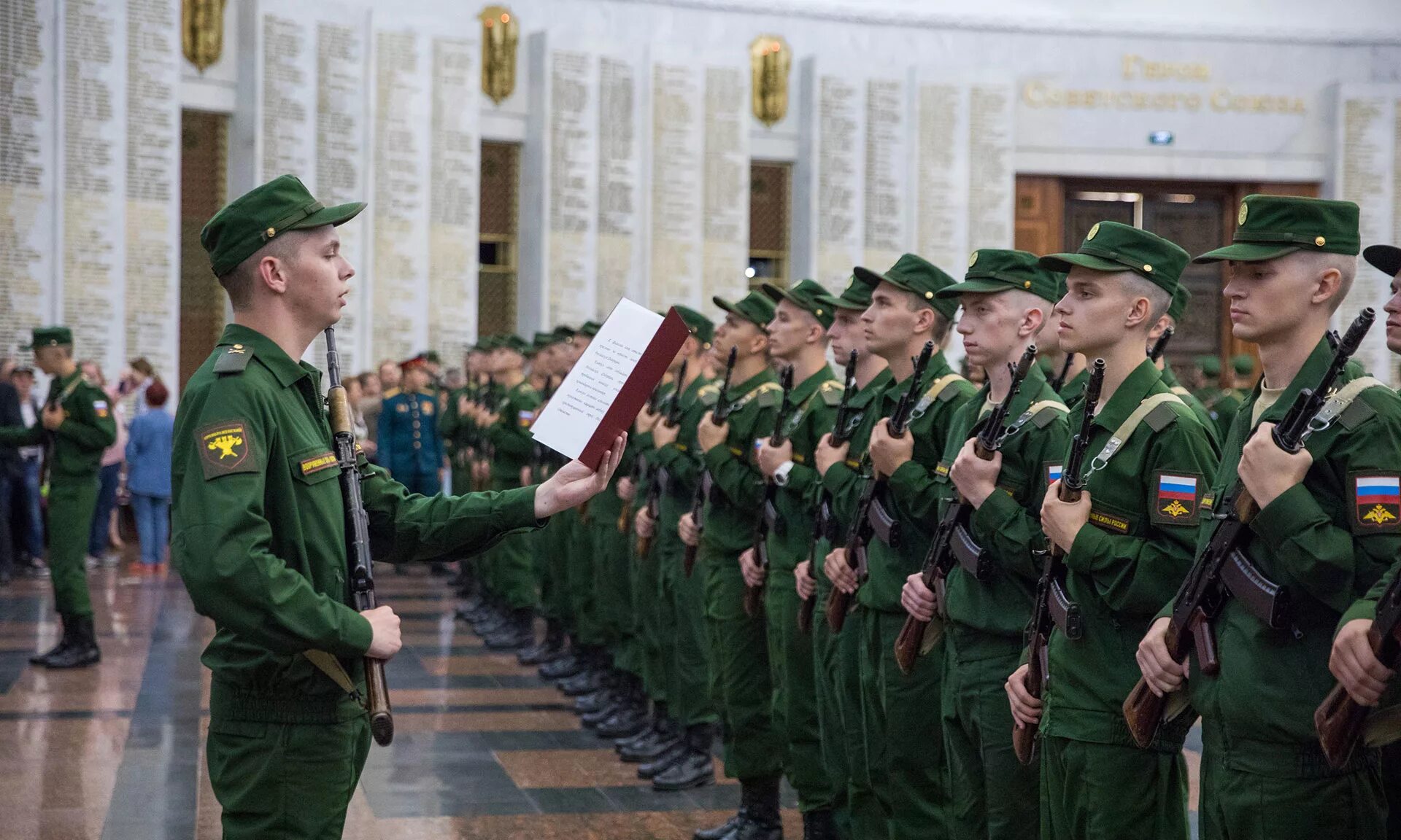 В семеновском полку. В семеновском полку
