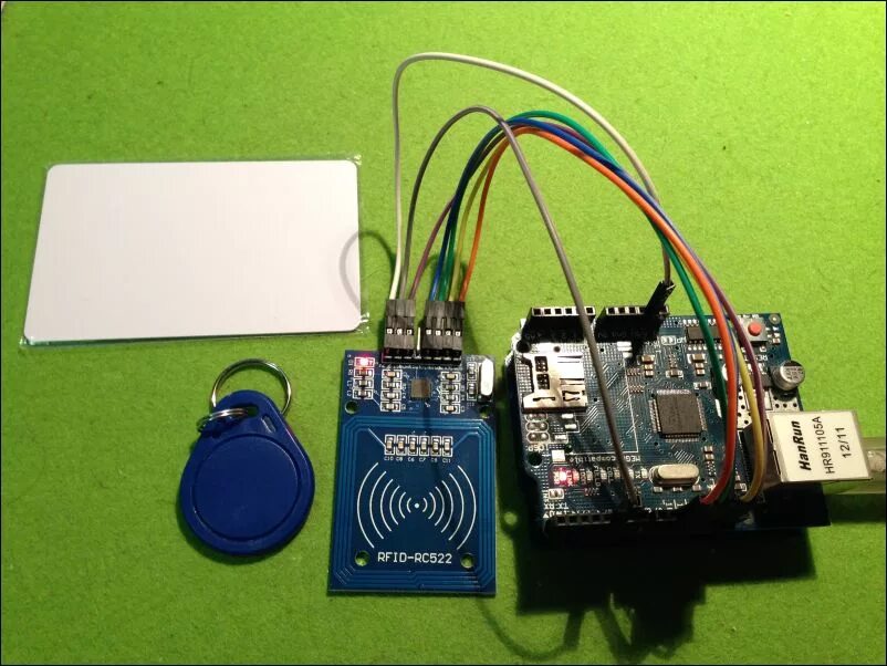 Ардуино rfid дубликатор. Рфид модуль rc552. ардуино rfid-rc522. rfid считыватель arduino.