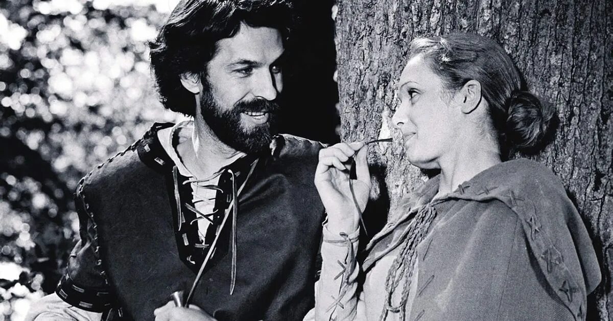 Рижская киностудия логотип ссср. Рижская киностудия логотип. Рита х-ф рижская киностудия. Знак рижской киностудии. Юрис лиснерс двойной капкан.