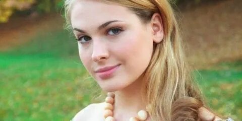 Katta eshakli etuk rus ayollarining shaxsiy fotosuratlari