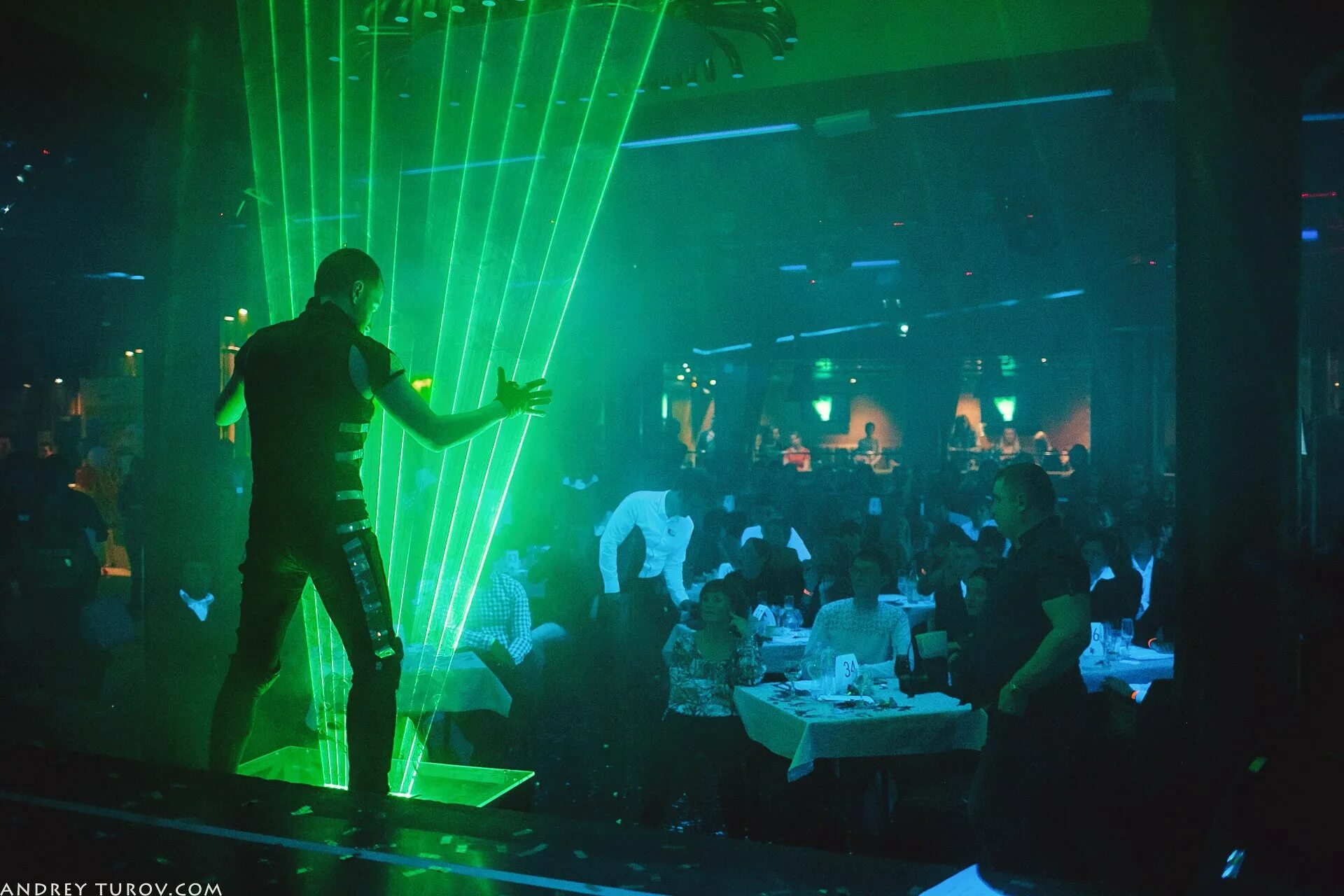 Show site. Лазерный полигон радужный. Зевс ярославль. Tv show. Late night talk show студия.