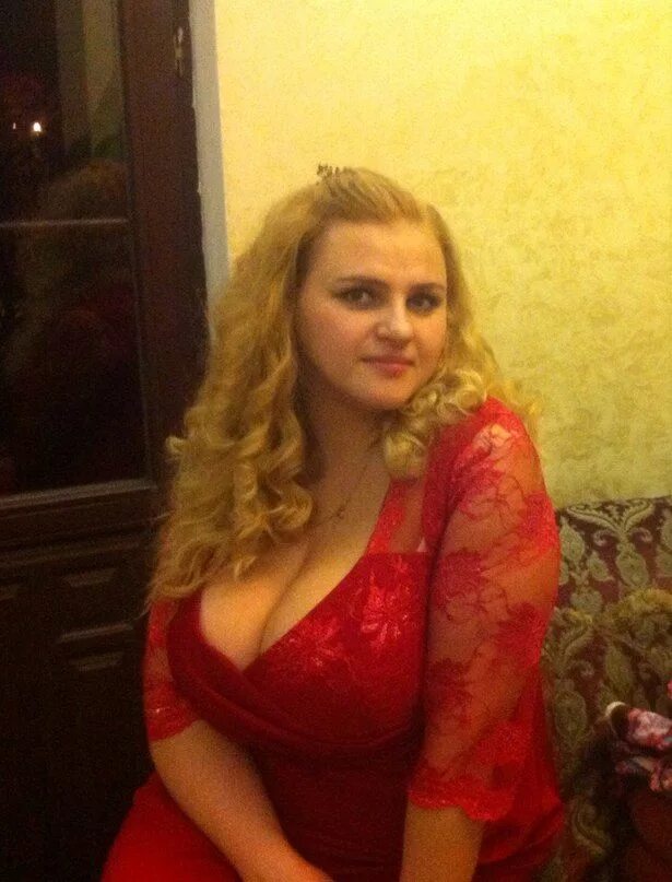 Похотливая толстуха пригласила в гости своего знакомого