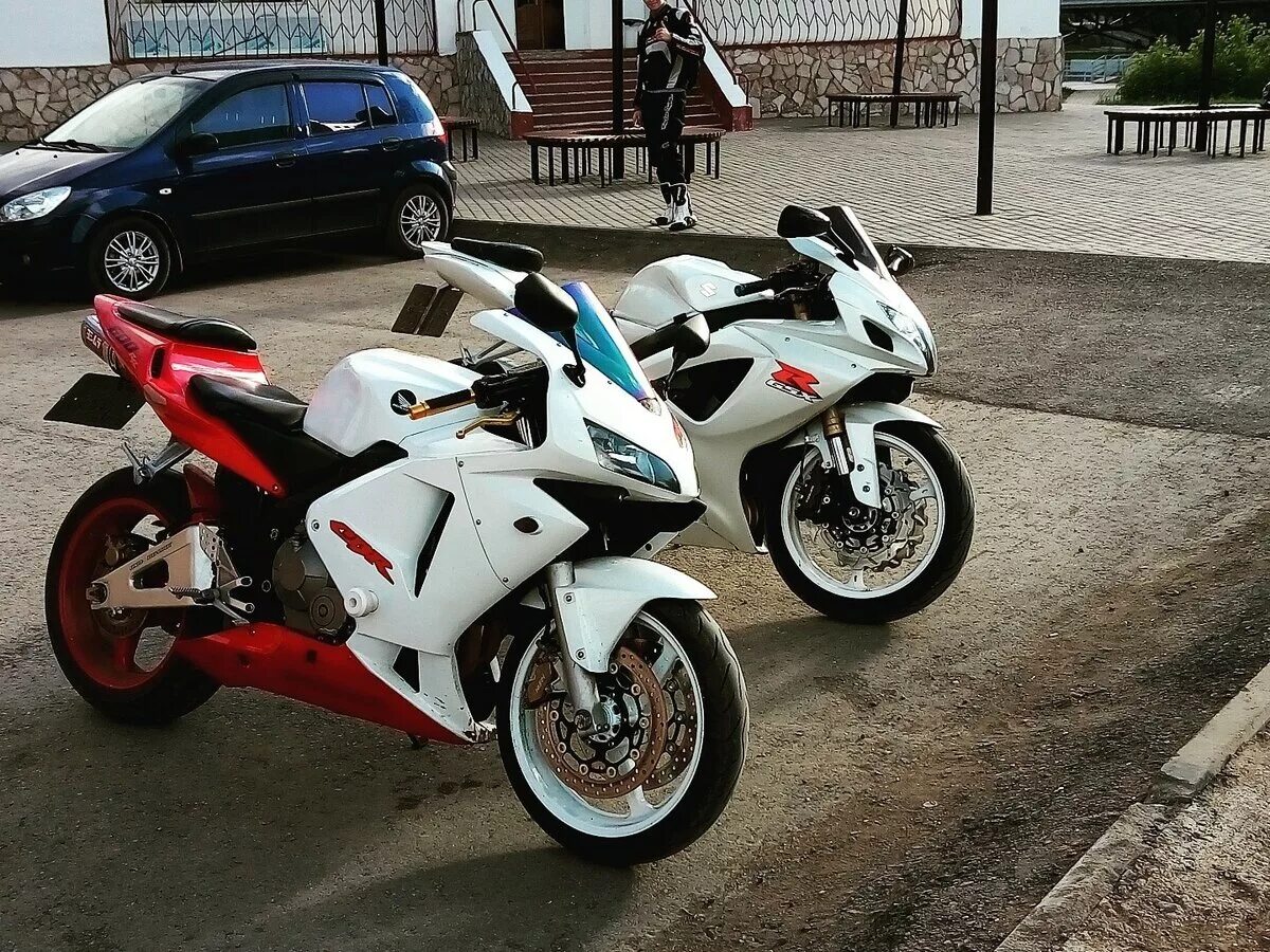 Honda cbr600rr 2003. Хонда СБР 600 рр 2003. Honda cbr600rr 2004 белый. Honda CBR 2003.