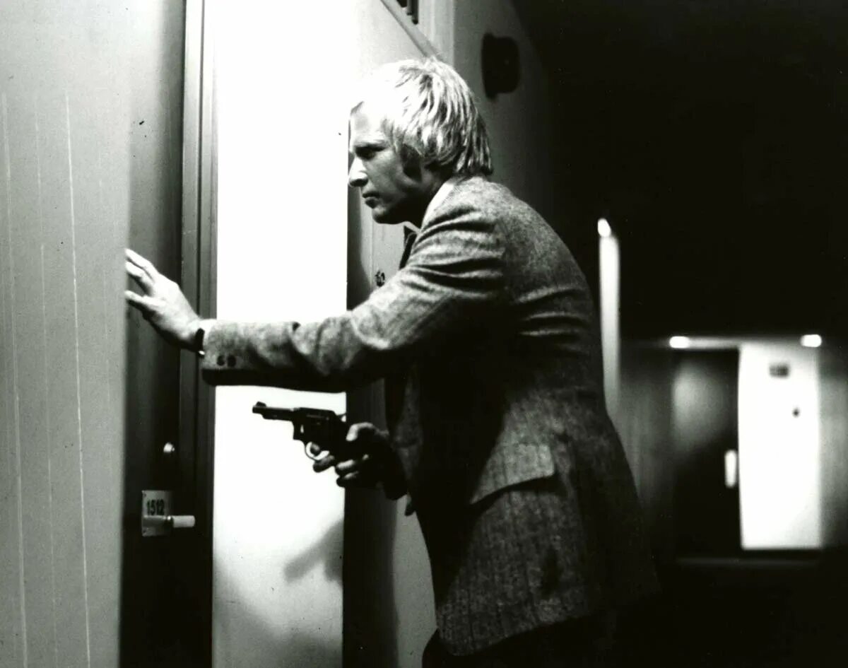 Судороги 1975. Дэвид кроненберг, 1975. Фильм про девочку с судорогами. «судороги» канадский фильм ужасов 1975 года сюжет. Судороги дэвида кроненберга.