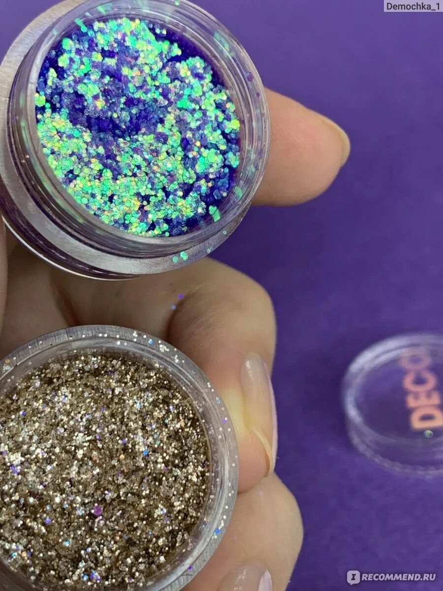 Макияж с блестящими тенями. Макияж с глиттером на глазах. Глиттер paula. Блёстки для лица. Глиттер для лица бьюти бомб.