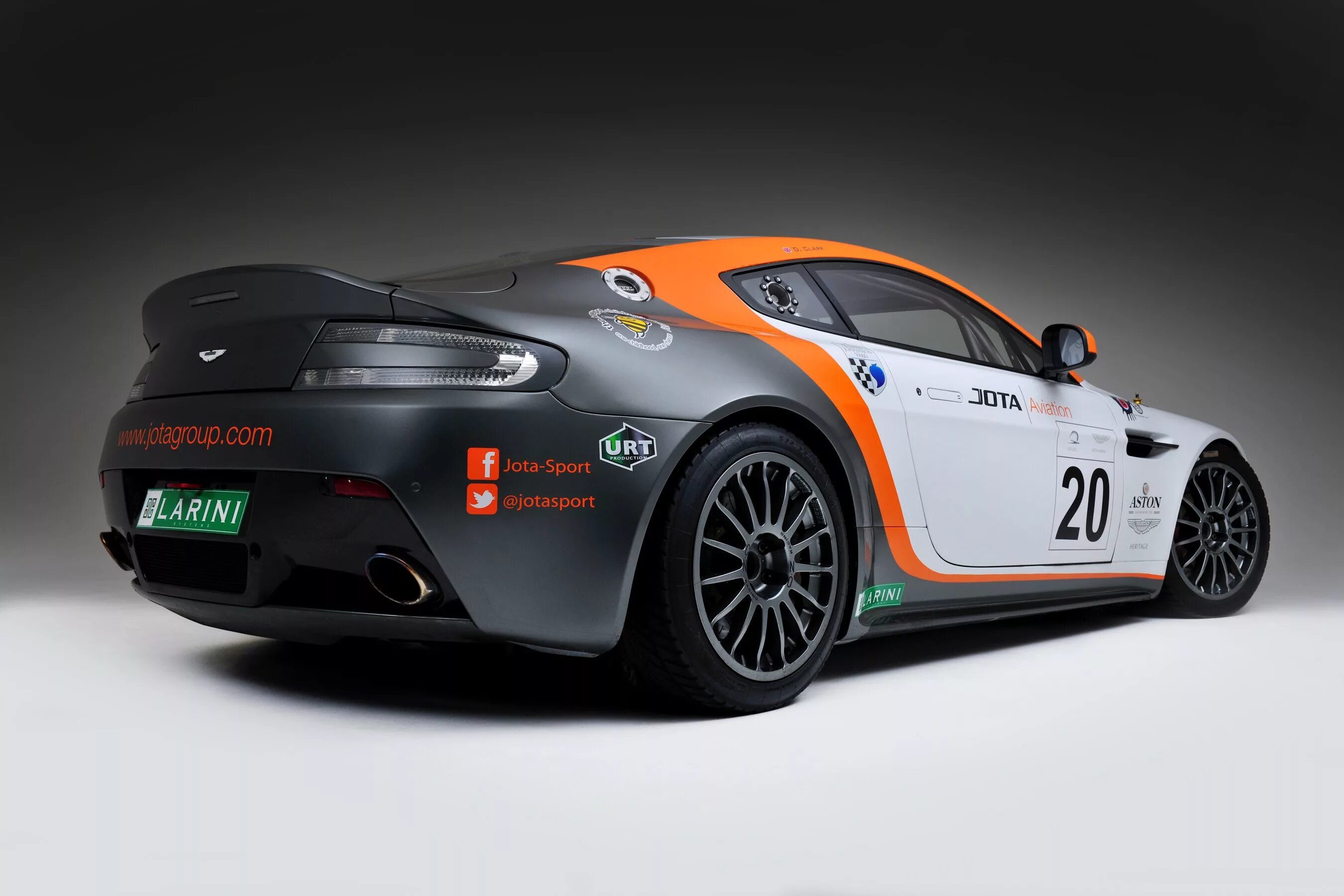 Aston Martin gt4. Aston Martin gt Sport. Aston Martin гоночный. Gt 2 sport