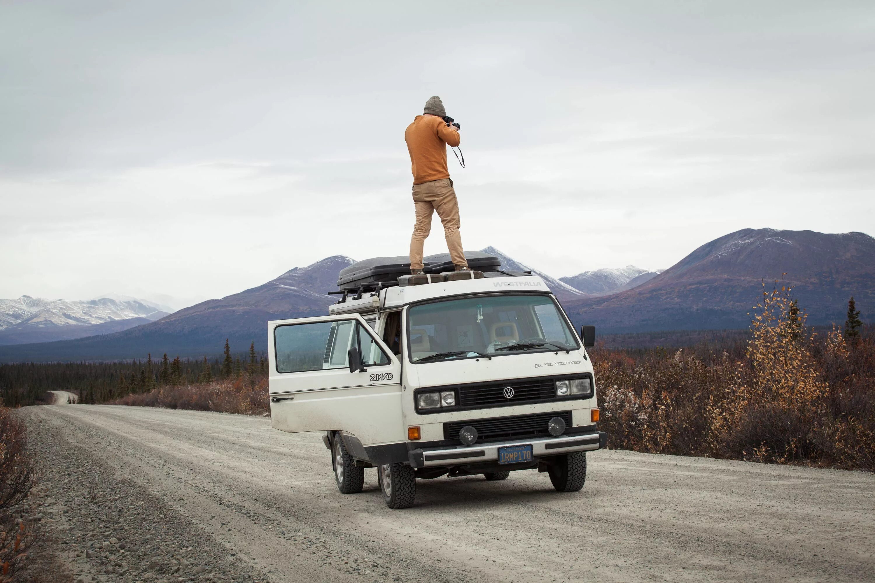 Van Life. Go vanlife. Best van to Live out of. Man who Travels far knows more. Travel колесо