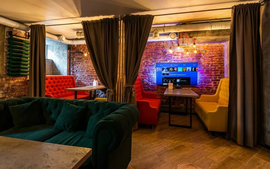 Караоке бар пермь. Liberty Lounge Bar, Санкт-Петербург. Либерти лаунж-бар, Барнаул. Pravda 7 лаунж-бара. Либерти бар Пермь.