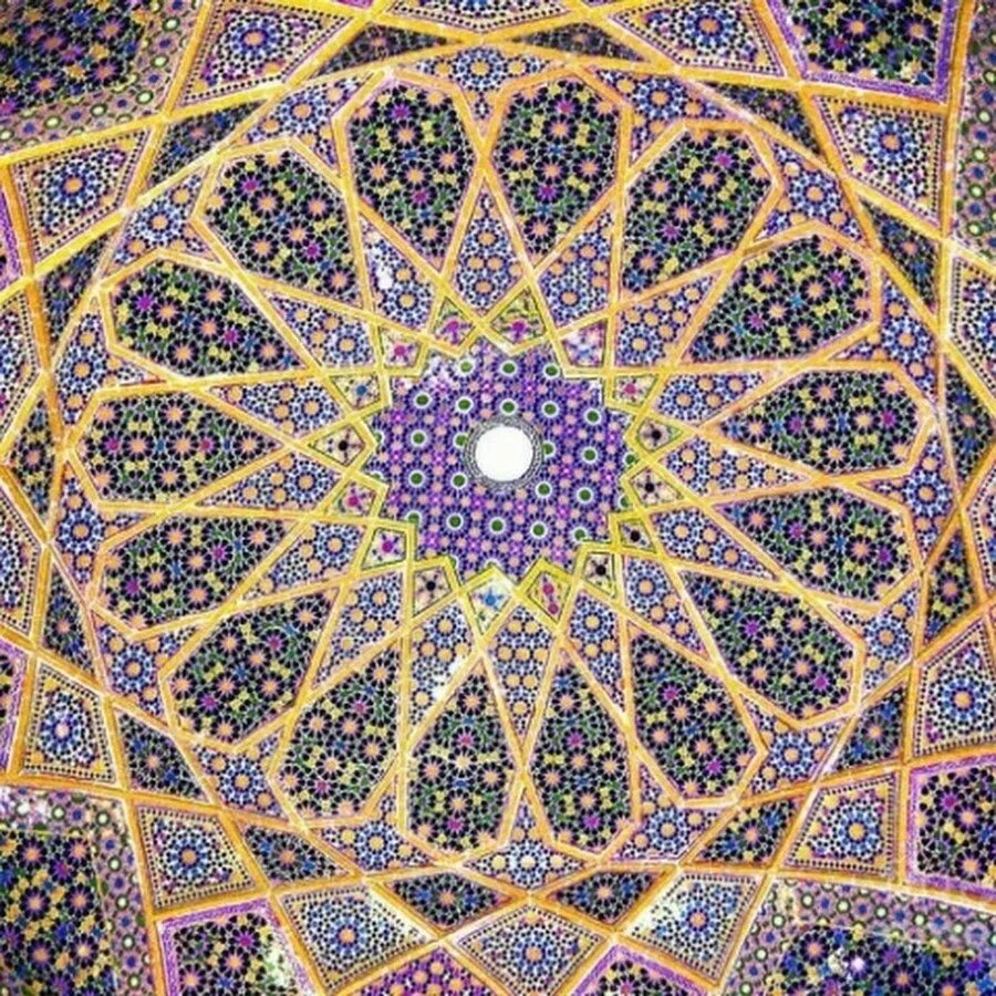 Орнамент восток. Арабо-мусульманский орнамент ислими. Арабеска (орнамент). Арабский растительный орнамент. Арабески искусство ислама.