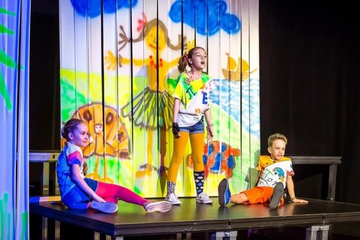 актерская смена