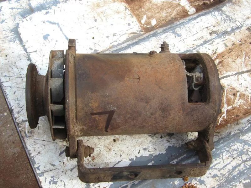 Генератор 6n929 от бульдозера. Манифестирующий генератор. 8kv. Генератор бензиновый хода 7. Манифестирующий генератор 6/2.