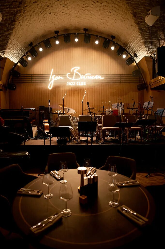 санкт-петербург, наб. джаз бар спб. грибоедова 7 санкт петербург джаз. джаз бар дом 7 санкт-петербург.