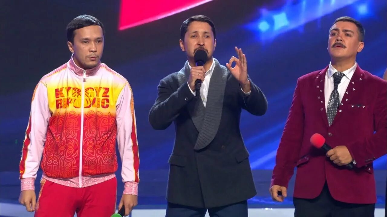 Команда квн бишкек азия микс. Команда квн азия микс девушка ситора фармонова. Команда азия. Квн кыргызстан азия микс. Азия микс квн.