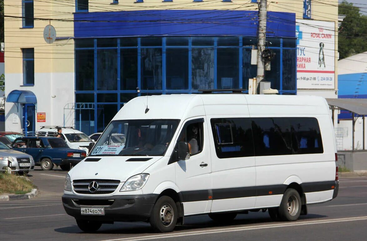 Телефон маршрутки воронеж. MB Sprinter Луидор. Автобус Воронеж Россошь. Россошь Воронеж. Автовокзал Россошь.