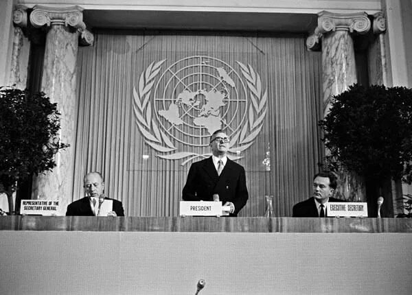 Венская конвенция определяет. Венская конвенция 1969. Венская конференция 1969. Венская конвенция 1961 года о дипломатических сношениях. Венская конференция 1961 ООН.