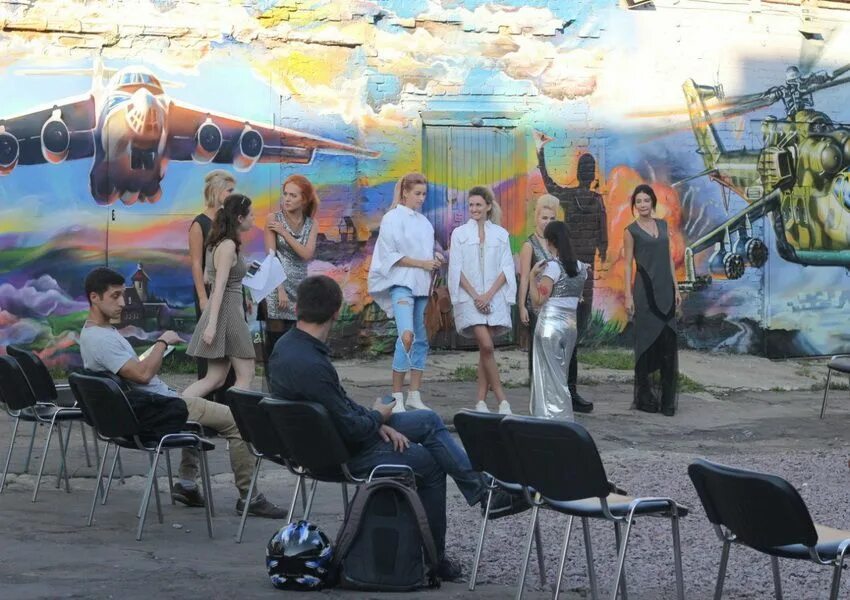 Арт пространство симферополь. Авиатор арт пространство москва. арт пространство на бауманской. арт пространство на бауманской авиатор. лофт авиатор бауманская.