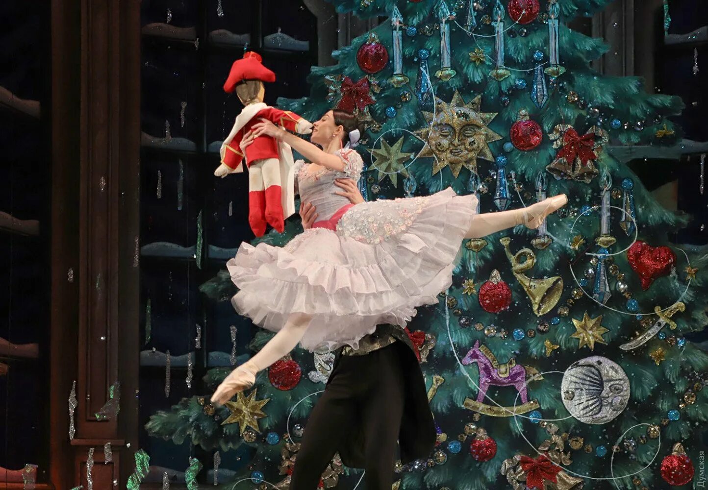 Образ щелкунчика. И. Балет щелкунчик король. Балет щелкунчик 1892. Балет щелкунчик мышильда.