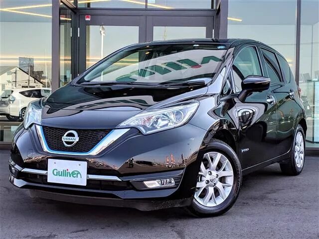 Ниссан х-трейл гибрид. Nissan leaf 2011. Ниссан гибрид отзывы владельцев. Nissan rogue 2018. Ниссан х трейл 4.