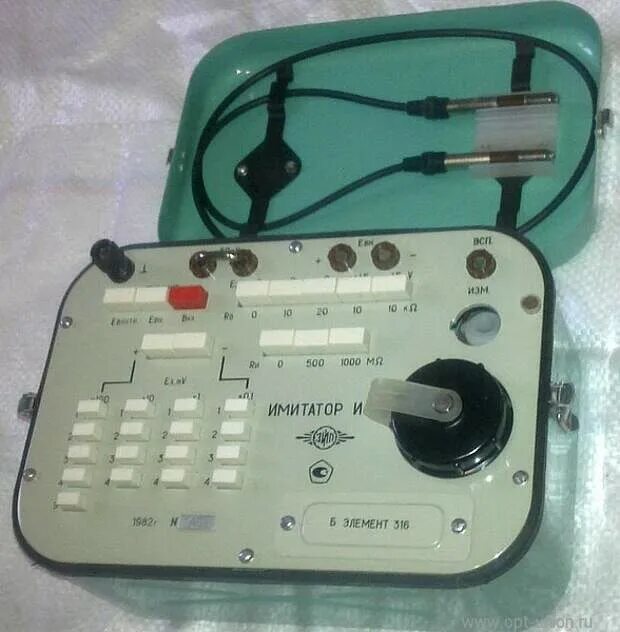 Контроллер сириус-3-л. И-02 имитатор электродной системы внутри. Иономер и-120м. Имитатор полевых сигналов. Имитатор электродной системы и-02 заводской № 0077.