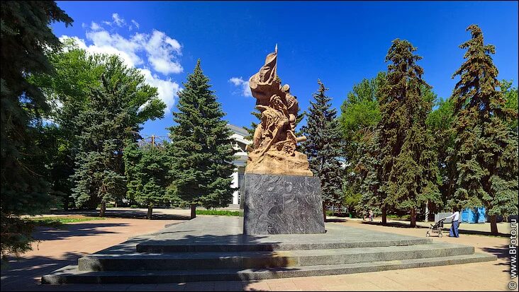 Саратов Кировский район парк. Памятник и достопримечательности города Саратов. Достопримечательности в Кировском районе Саратова. Достопримечательности Кировского района Саратова. Кировский район г саратова сайт