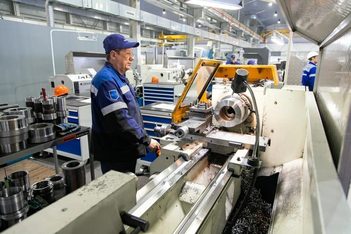 Производство в тюмени. Металлургический завод электросталь. Гофропак тюмень. Заводы тюмени вакансии. Заводы тюмени вакансии.