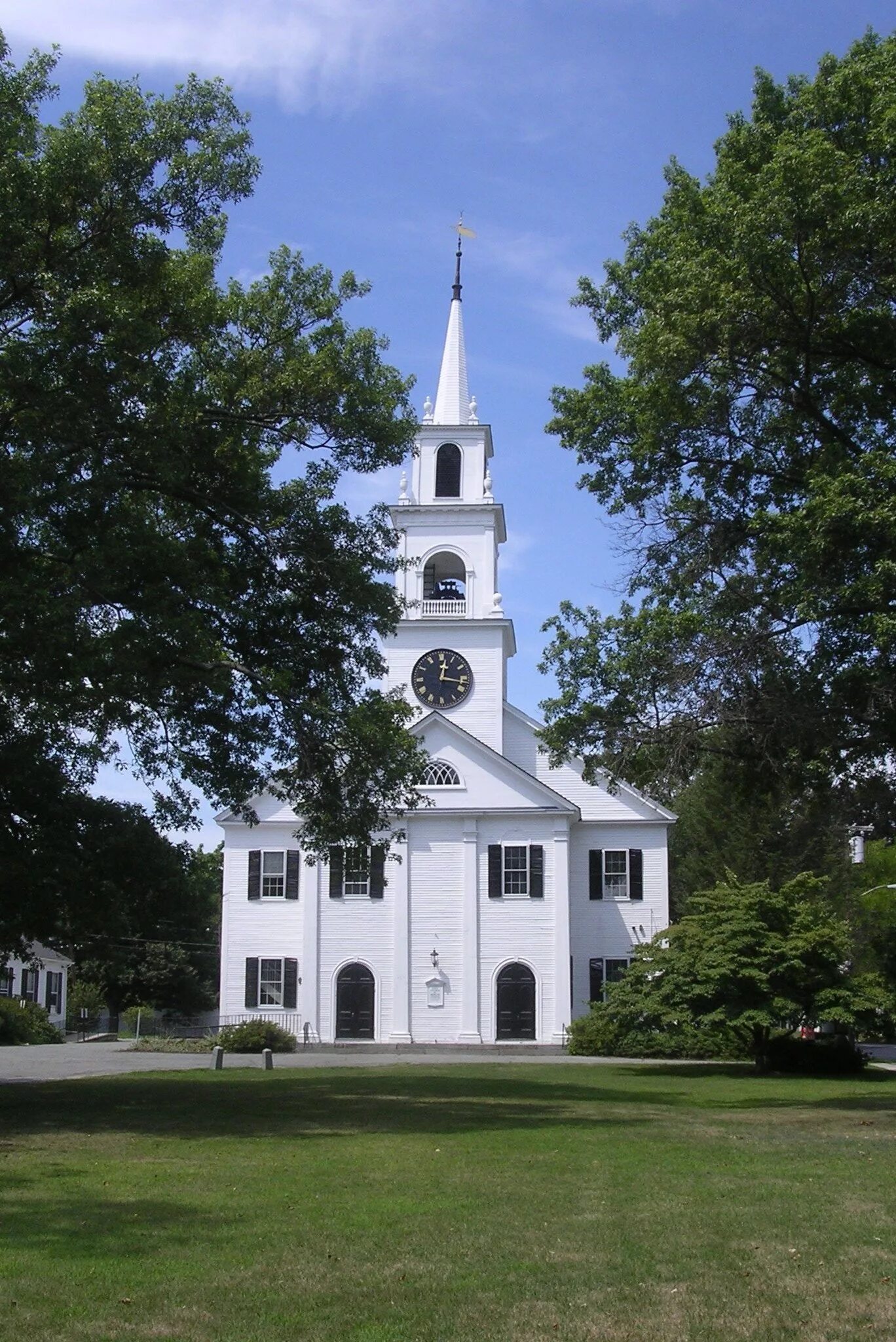 First church. Уэлсли (Массачусетс). Дедхэм, штат Массачусетс. Церковь Норт Ладлоу Массачусетс. Мэтисон Массачусетс.