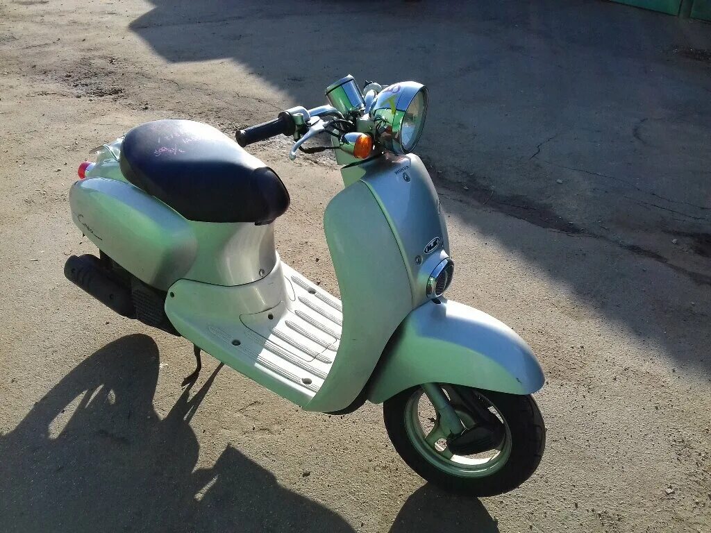 Honda giorno af-24 зеленый. Хонда giorno crea af54. Скутер honda giorno af24. Хонда джорно af 24. Хонда джорно af 24.