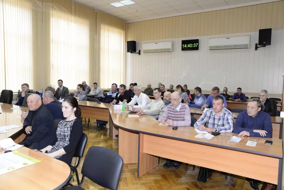 Сайт комсомольского муниципального района. Глава Комсомольского района Хабаровского края. Комсомольский муниципальный район. Сайт Комсомольского муниципального района Хабаровского края. Администрация Комсомольского района.