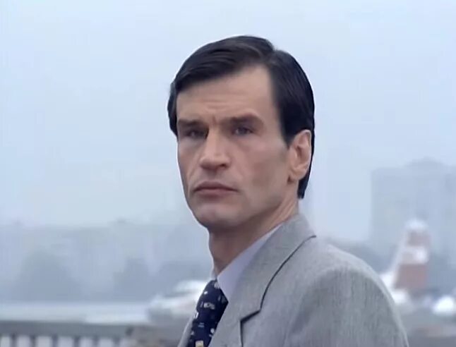 Актер владимир карасев фото Умер актер Денис Карасев Газета.Ru