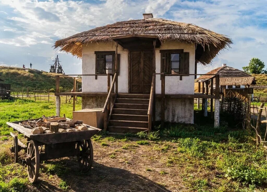 Донской казачий курень. Казачье жилище. Жилища казаков. Казачий курень жилище казаков. Казачий двор курень донской.