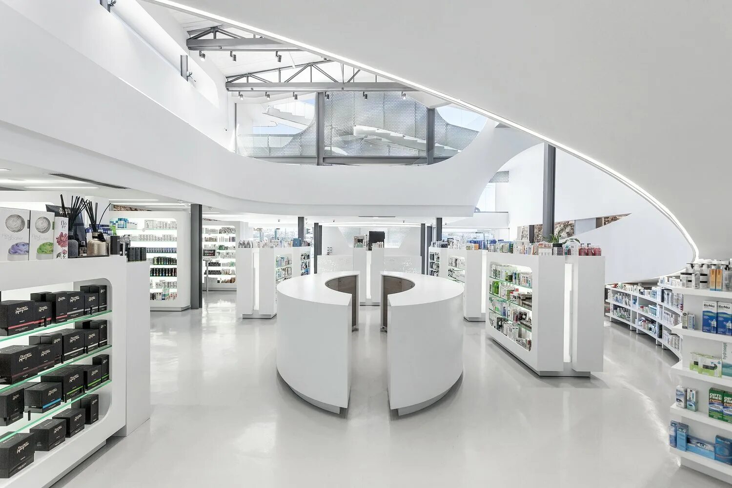 Аптека Placebo Pharmacy (Афины, Греция). Интерьер аптеки. Необычные аптеки. Аптека будущего. Витрина торгового зала