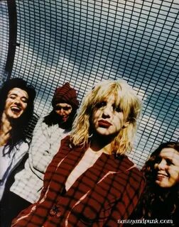 Hole violet