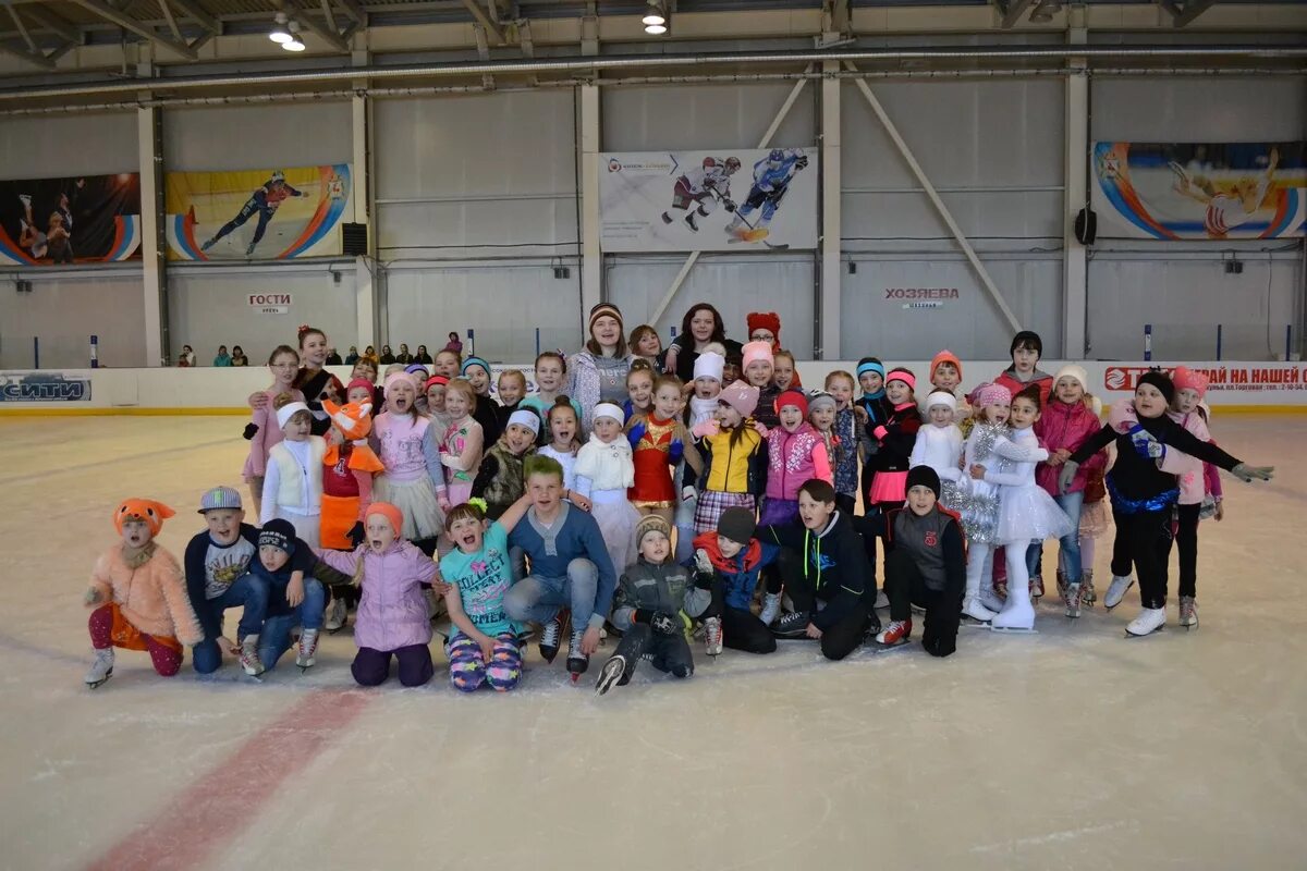 шахунья фок каток. фок атлант шахунья бассейн. фок шахунья каток. фок шатки атлант нижегородская область. шахунья нижегородской области.