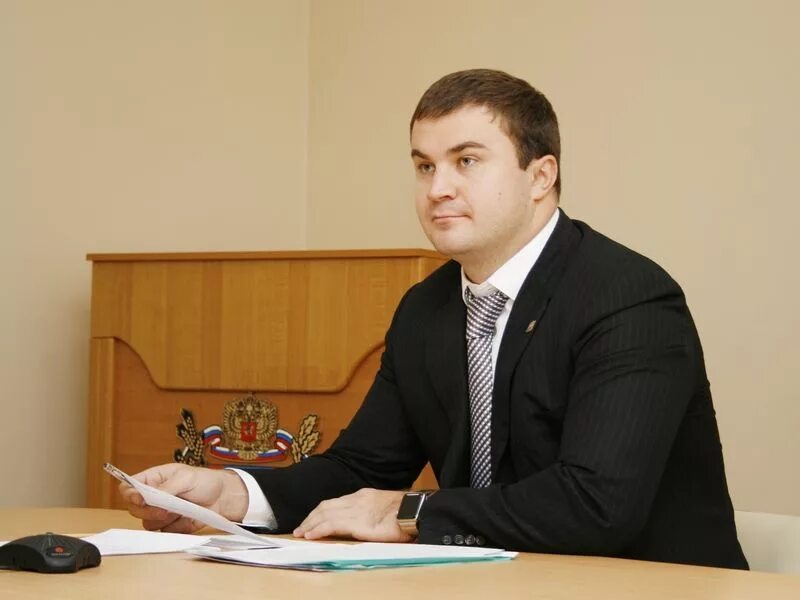 Председатель правительства Хоценко.