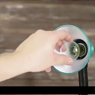 Как выкрутить лампочку