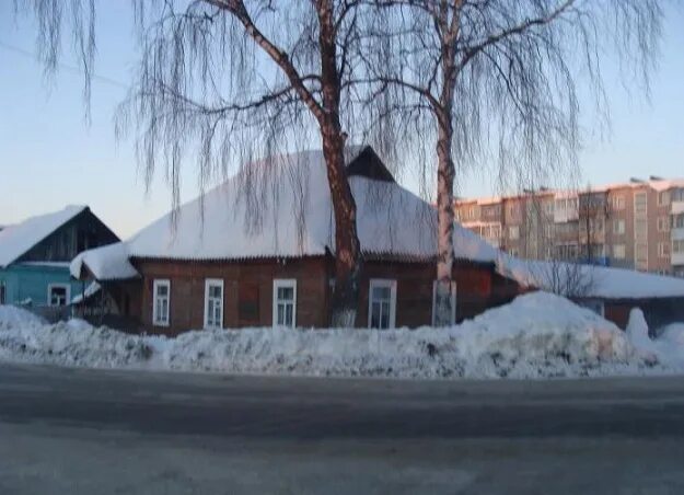 Удача сухиничи. Революции улица сухиничи. сухиничи калужская область. сухиничи больница. сухиничи калужская область население.