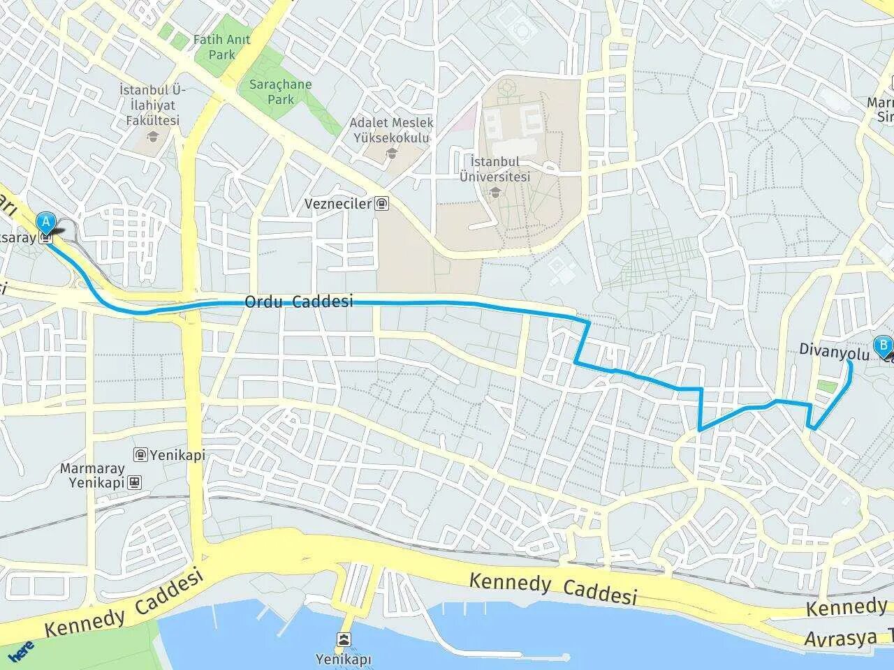 Район султанахмет в стамбуле на карте. Площадь султанахмет в стамбуле. Голубой мечети стамбул район. Район лалели-аксарай в стамбуле на карте. Туристическая карта стамбула район султанахмет.