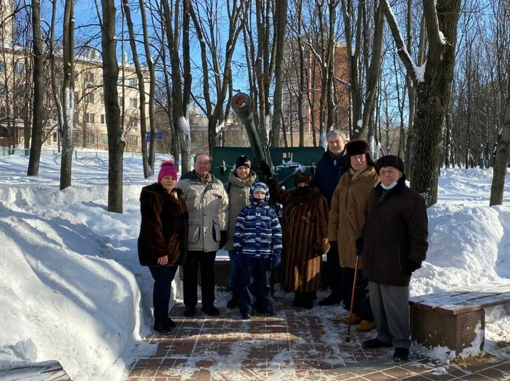 Гвардейский сквер рязань где находится. Сквер полковника Ерастова. Сквер гвардии полковника Ерастова. Сквер гвардии полковника Ерастова в Черемушках. Гвардии полковник Ерастов.