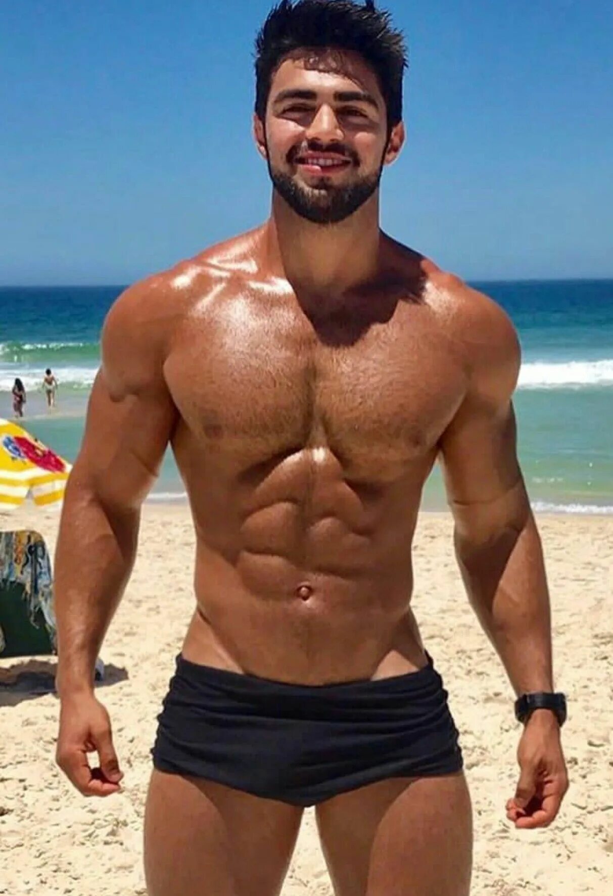 Спортивный кавказец. Jefferson Ferreira. Загорелый парень. Красивые накаченные парни. Красивый Загорелый мужчина.