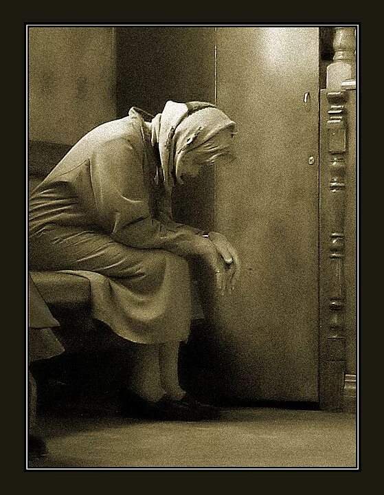 Покаяние автор. Абуладзе «покаяние». Парень в церкви. Покаяние. Епитрахиль исповедь.