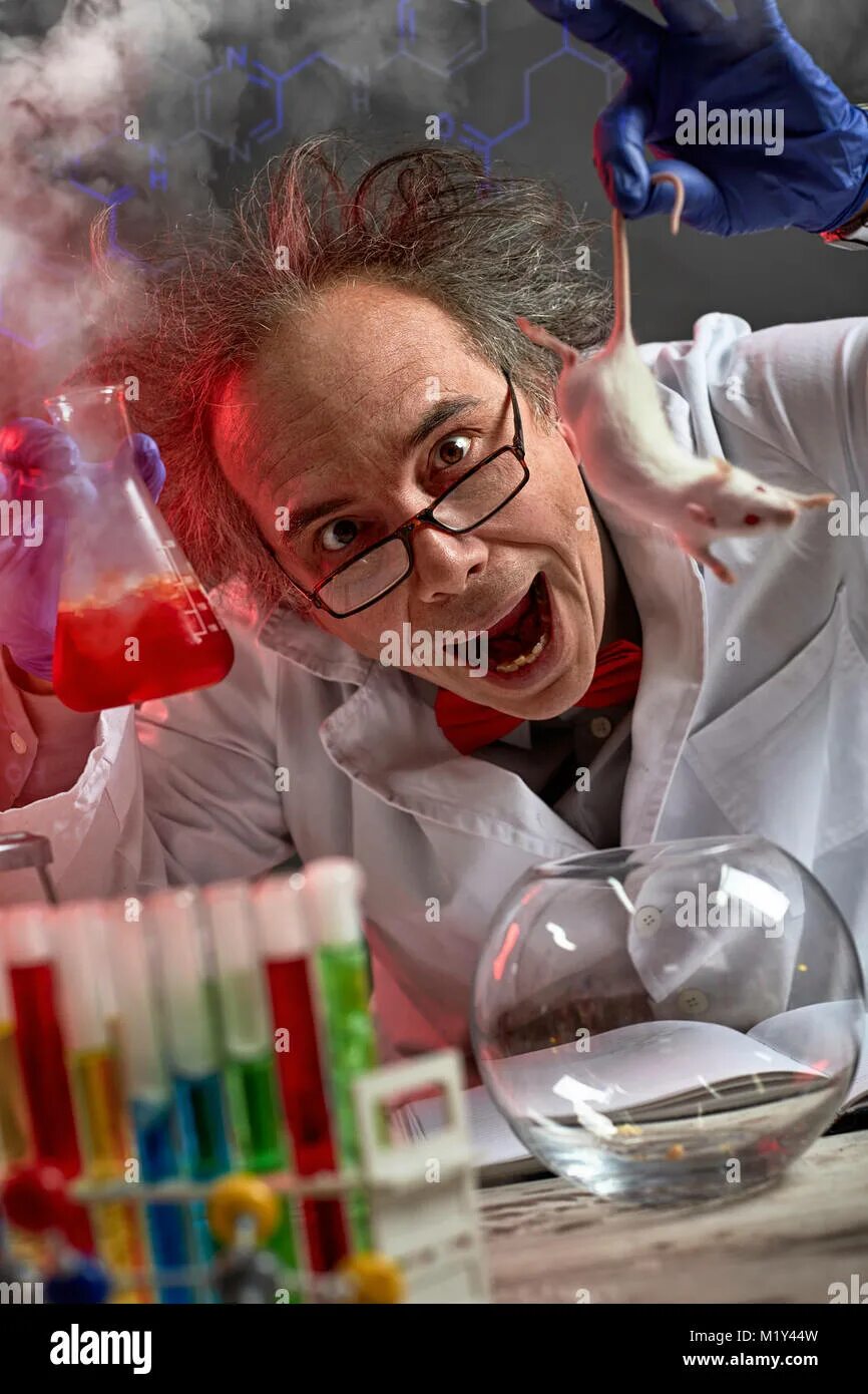 Безумный ученый. Безумный эксперимент тори. Пленница волка тори озолс. Лаборатория сумасшедшего профессора. Безумный эксперимент тори.