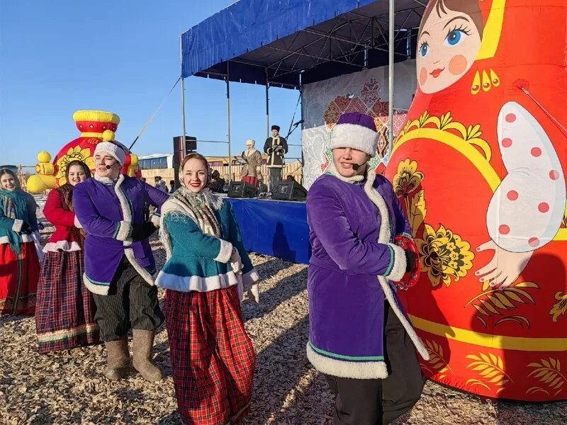 Казачье подворье масленица 2024. Масленица на казачьем подворье тюмень. Казачья масленица. Казачье подворье масленица 2024. Подворье на масленицу.