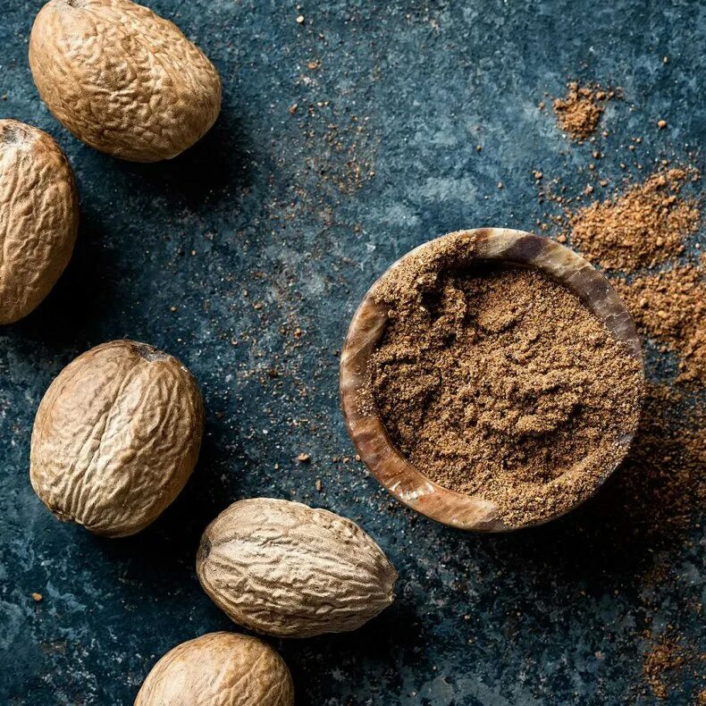 Nutmeg. Nutmeg — мускатный орех. мускатный орех 80 гр.. макассарский мускатный орех. мускатный орех специя.