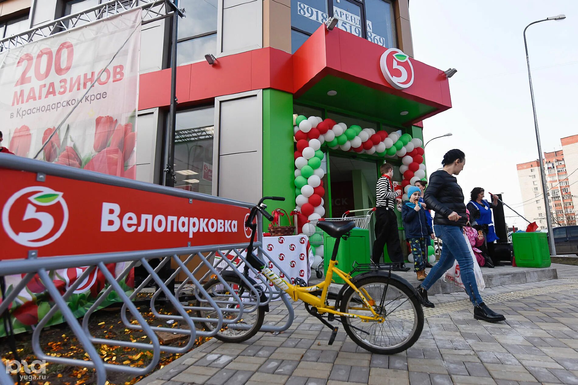 обновленный магазин пятерочка. новая пятерочка фасад. магазин пятерочка тольятти. пятерочка новый магазин. адрес нового магазина пятерочка.