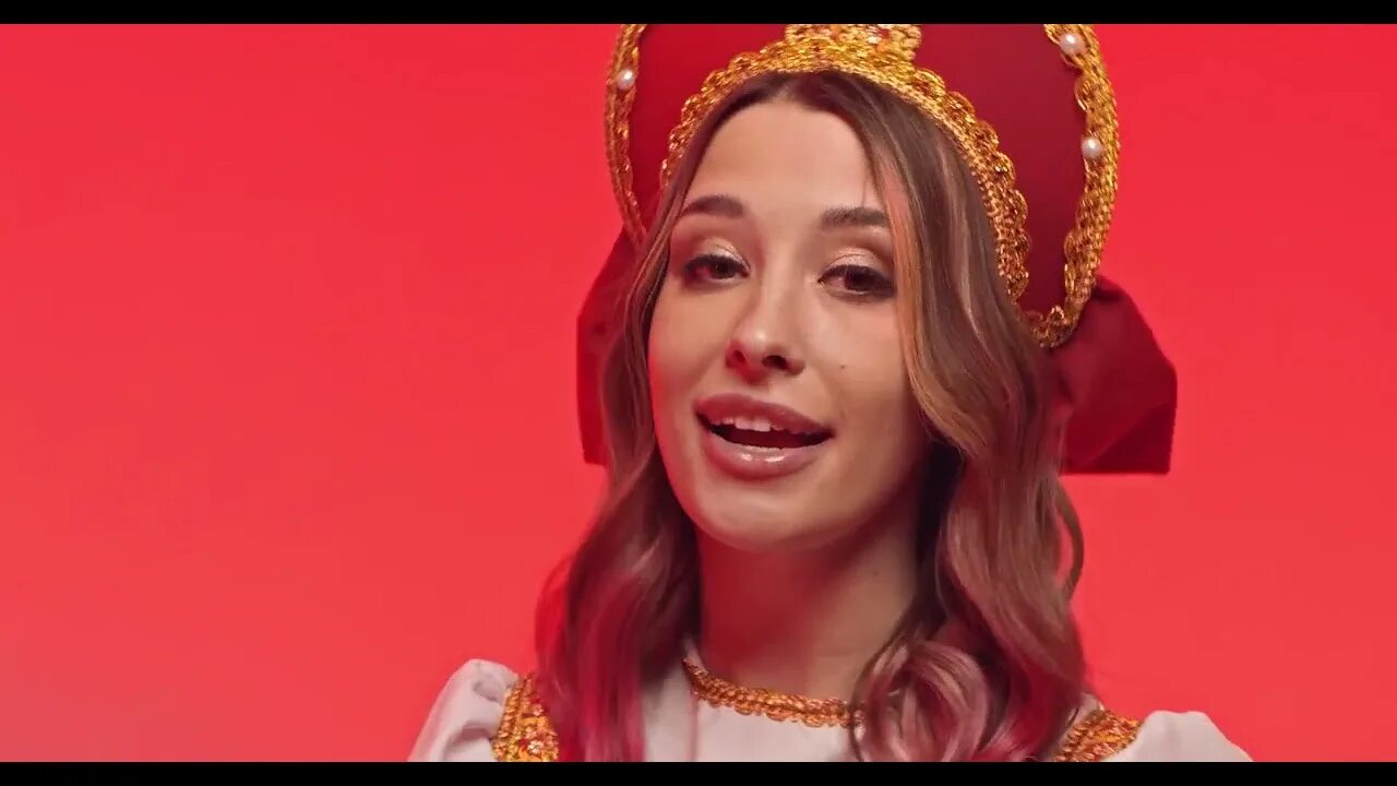 Ягода малинка потолок. Ягода малинка потолок. Натяжные потолки с фотопечатью. Малинка тв. Ягода малинка потолок.