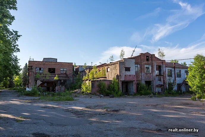 Заводы кирова. Минск завод имени кирова. Завод имени кирова минск фото. Завод имени кирова. Заброшенные завод в минске.